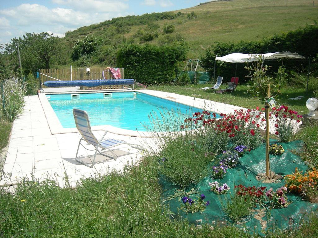Gites "Le Bret" Saint-Sylvestre  Exterior foto